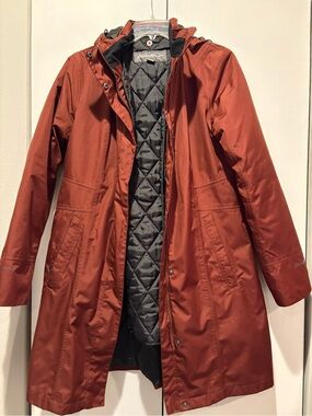 Eddie Bauer Women's Rust Colored Hooded Rain Coat